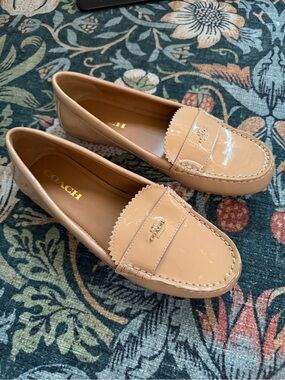 Coach Odette Patent Leather Loafer Blush Size 7.5